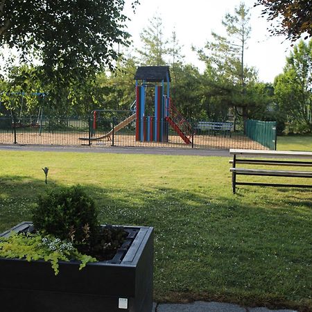 Goldcrest Village Apartments University Of גלוואיי מראה חיצוני תמונה